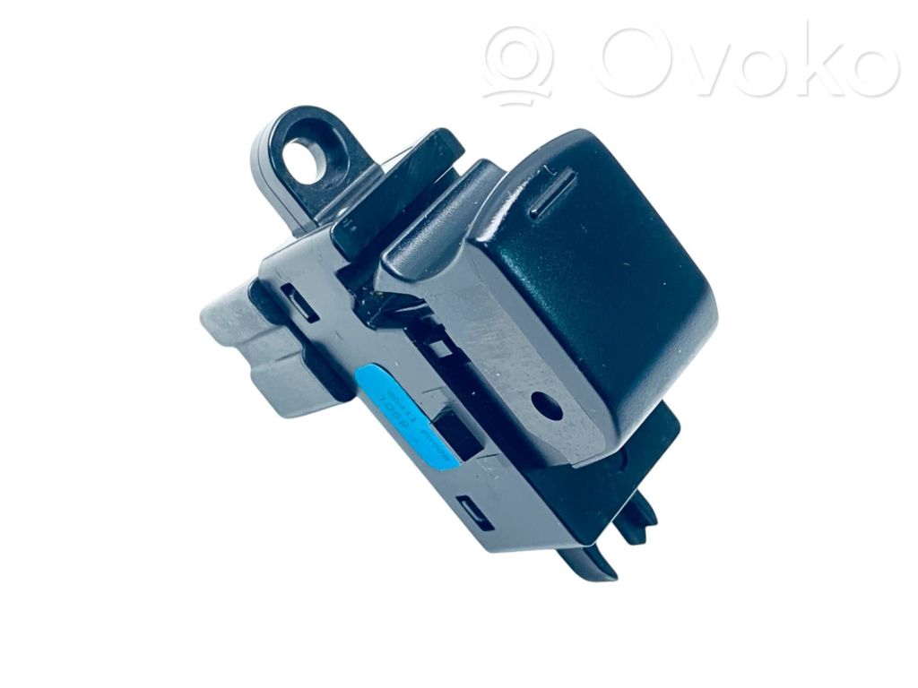Nissan Note (E11) Electric window control switch 