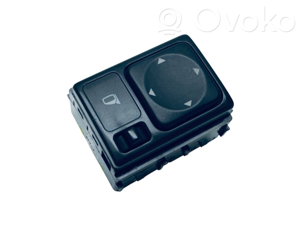 Nissan Note (E11) Wing mirror switch 