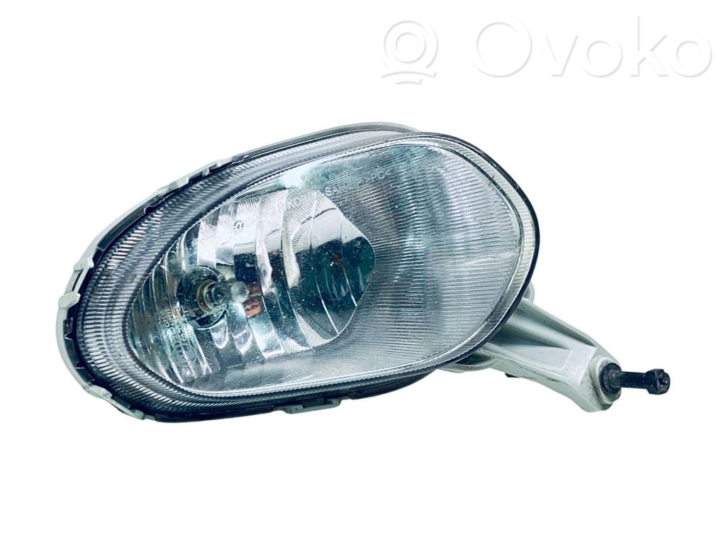 KIA Ceed Miglas lukturis priekšā 