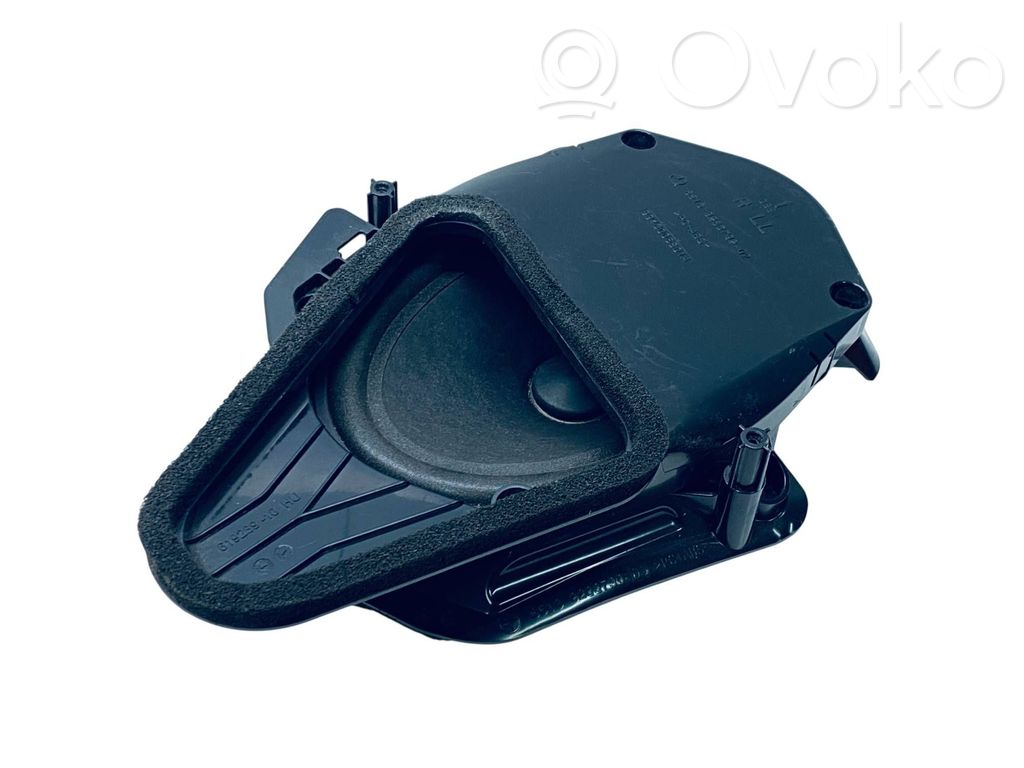 BMW i3 Subwoofer 