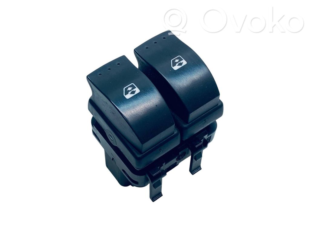 Renault Master III Electric window control switch 