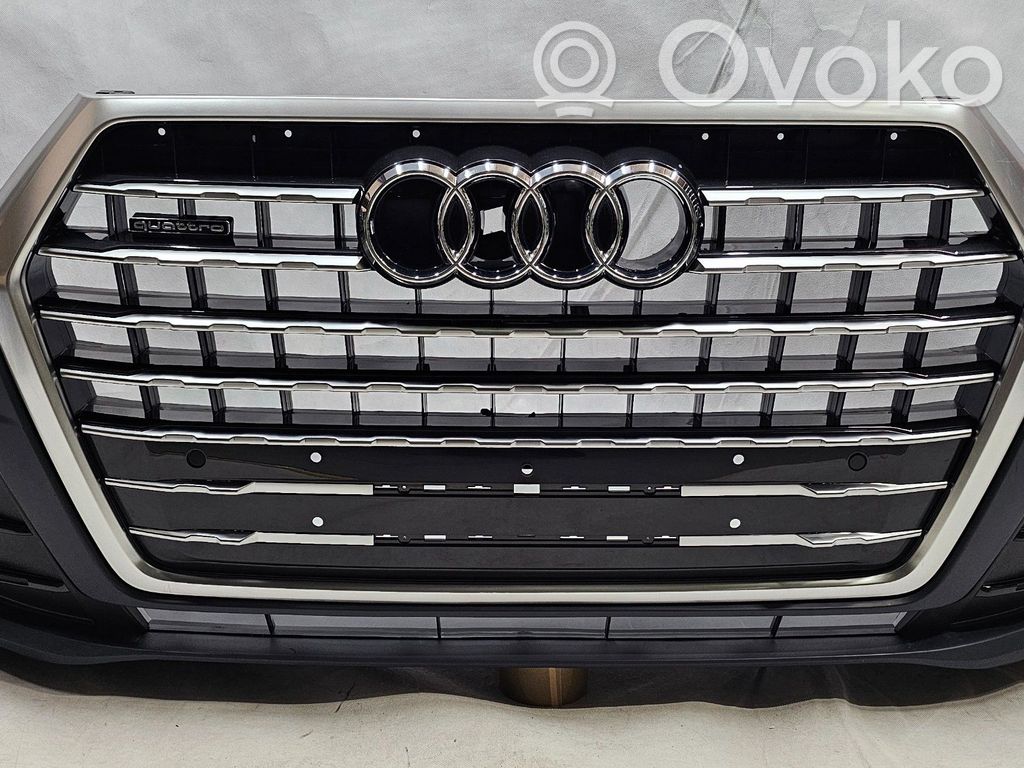 Audi Q7 4M Parachoques delantero 