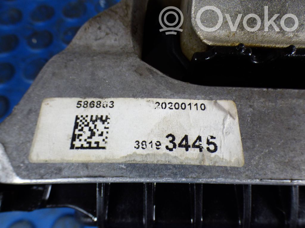 Opel Astra K Engine mount bracket 