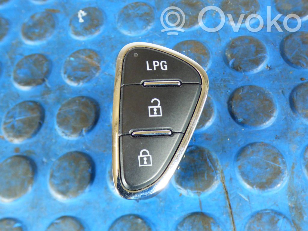 Opel Corsa E Central locking switch button 