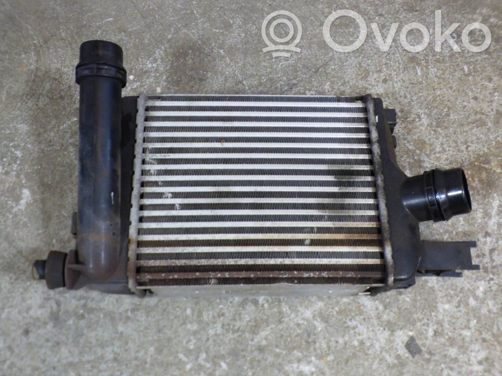 Renault Clio IV Interkūlerio radiatorius 