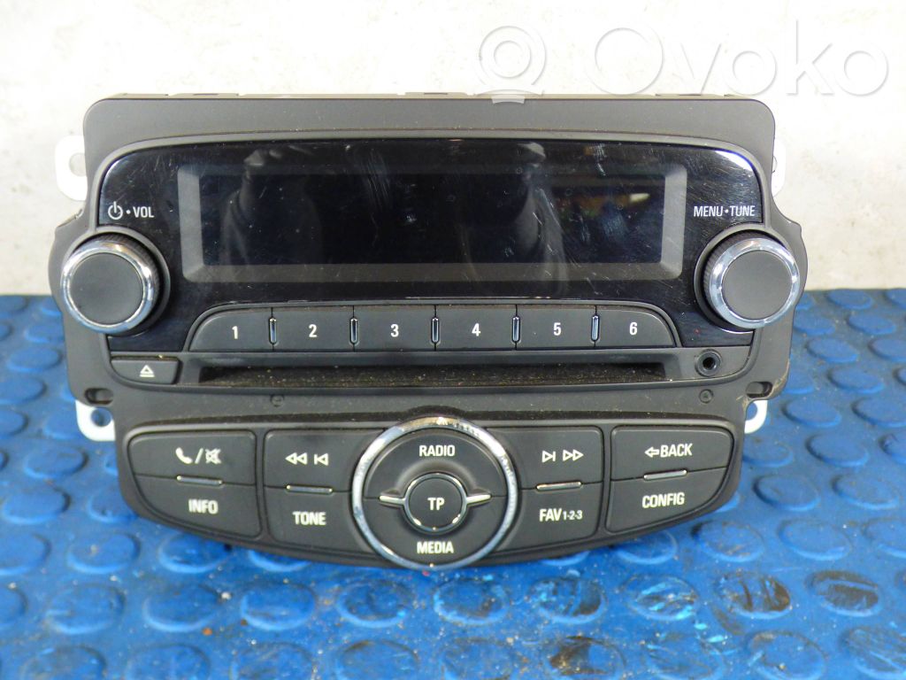 Opel Corsa E Panel / Radioodtwarzacz CD/DVD/GPS 