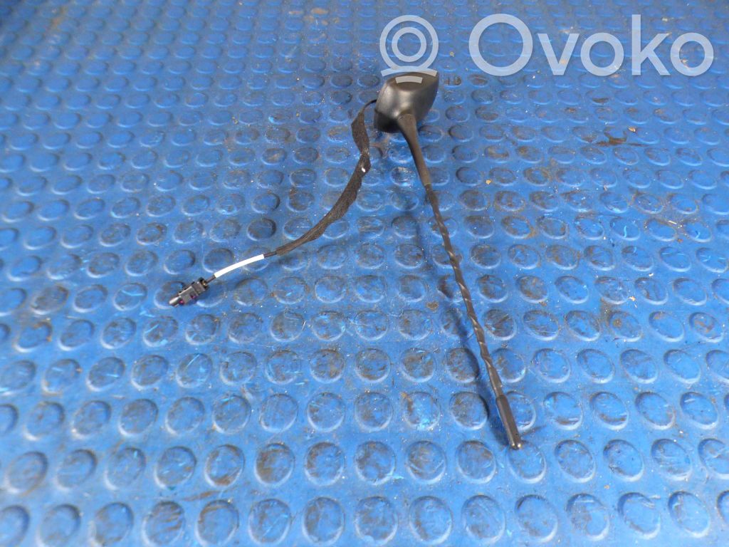 Opel Corsa E Antena (GPS antena) 