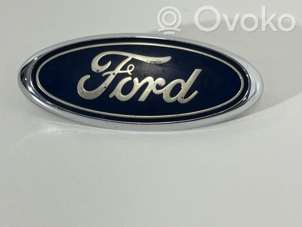 Ford Focus Ražotāja emblēma 