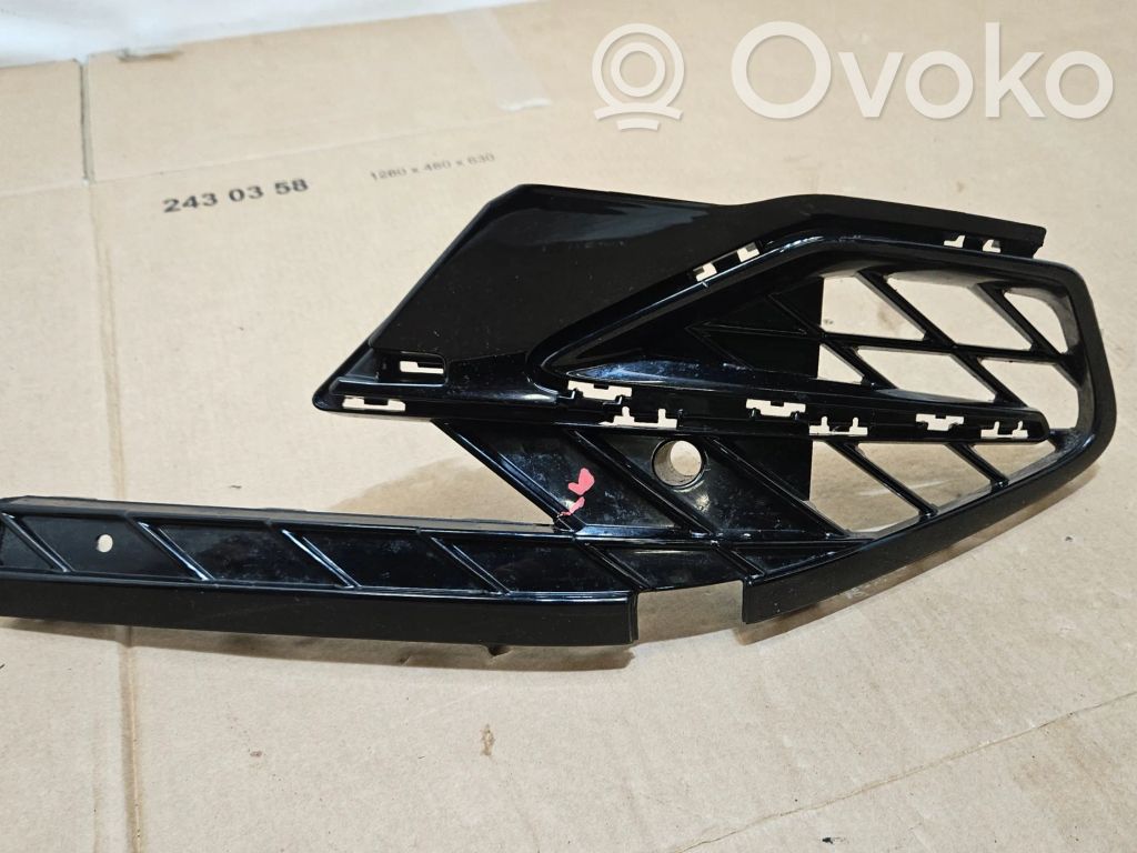 Cupra Formentor Front bumper lower grill 