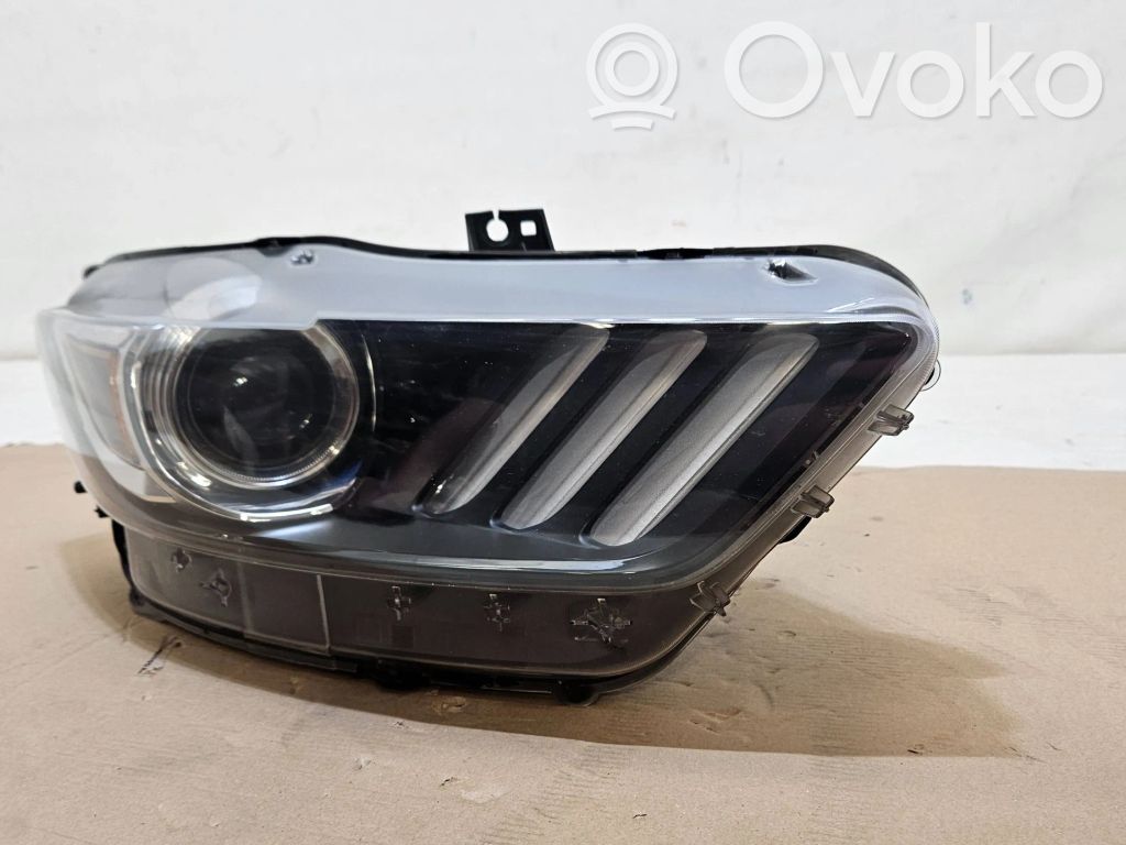 Ford Mustang VI Scheinwerfer 