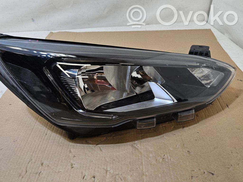 Ford Focus Scheinwerfer 