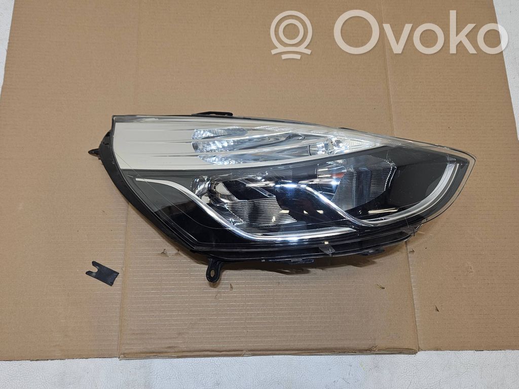 Renault Clio IV Phare frontale 