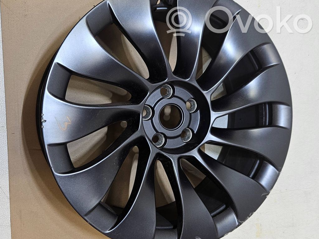 Tesla Model 3 R20-alumiinivanne 