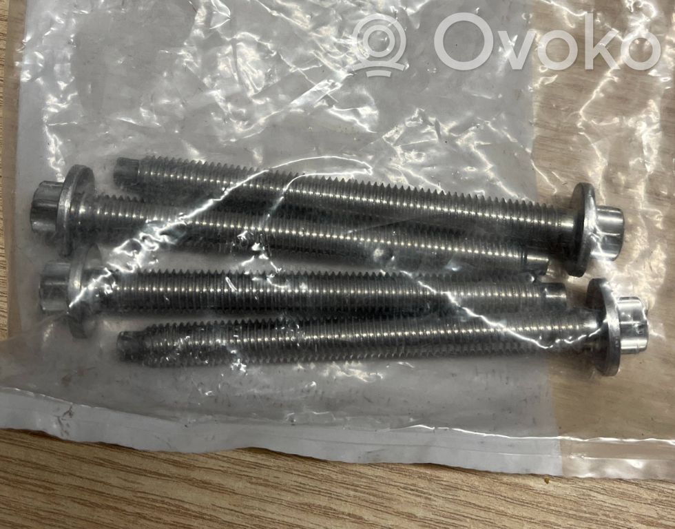 BMW 3 E90 E91 Generatoriaus detalė (-ės) 