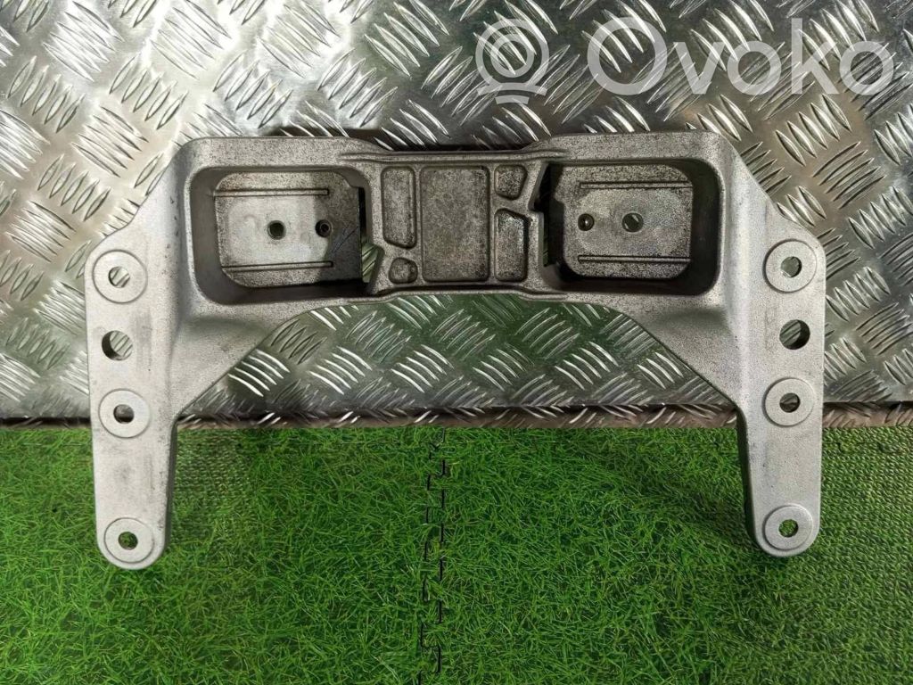 BMW M6 Gearbox mounting bracket 