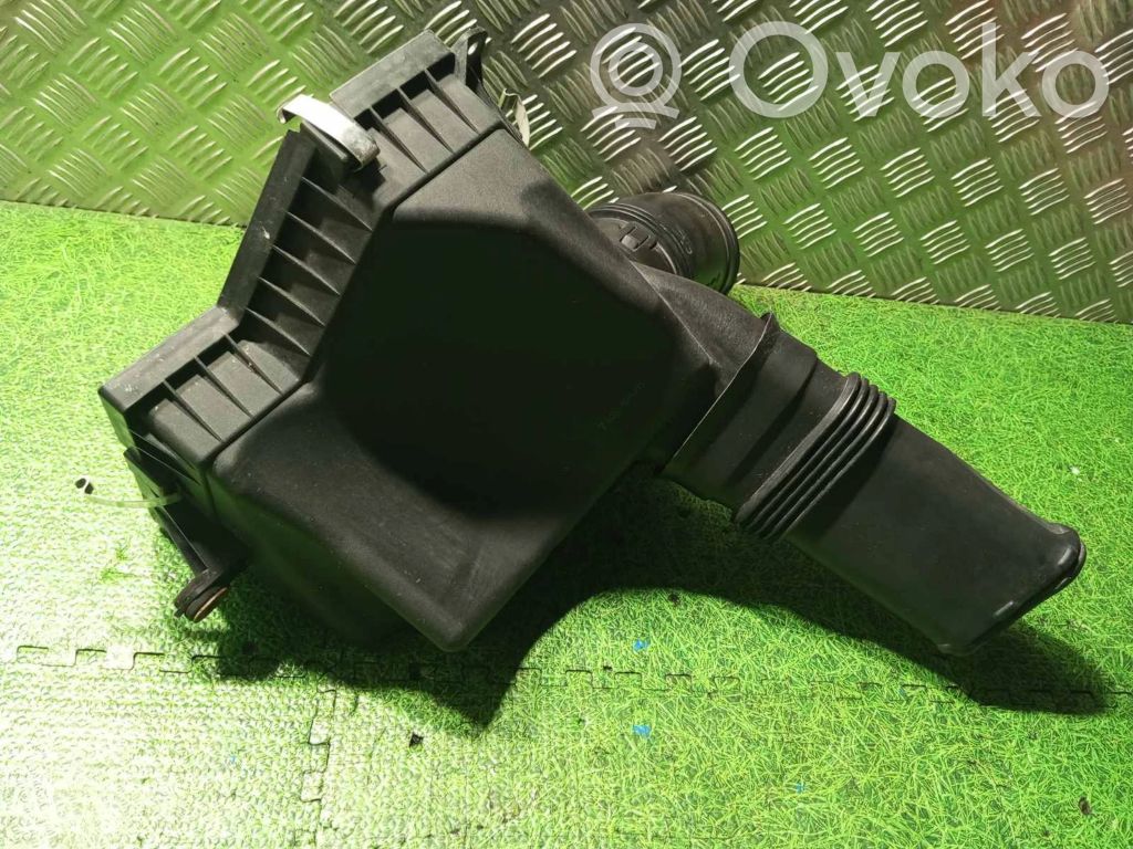 Air filter box   6504765,7834757
