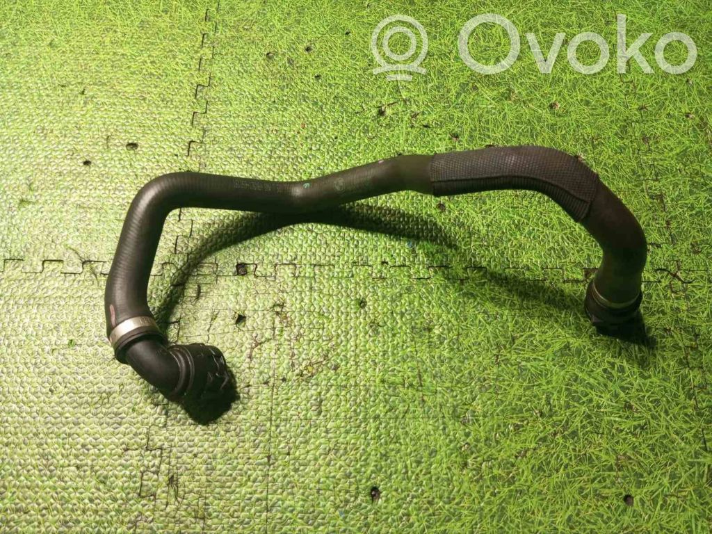 BMW X5M E70 Engine coolant pipe/hose 