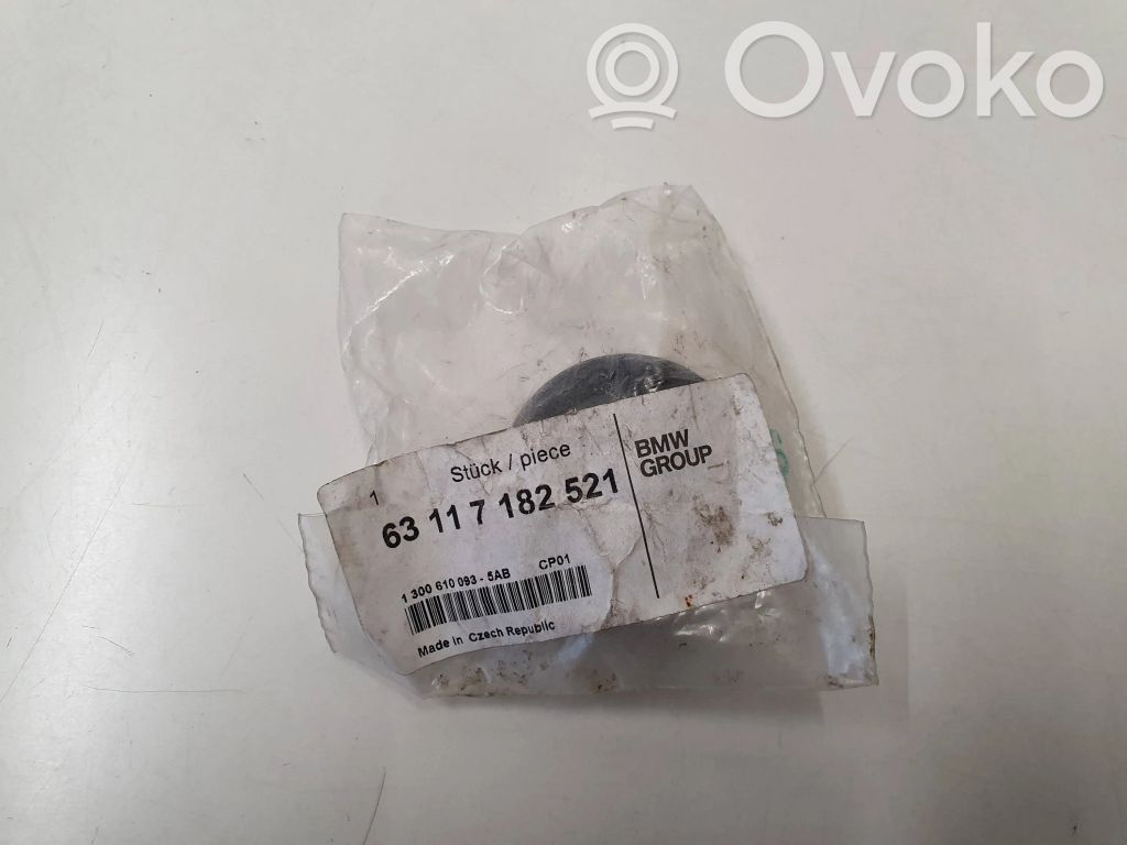 BMW M4 F82 F83 Priekšējā luktura detaļa 