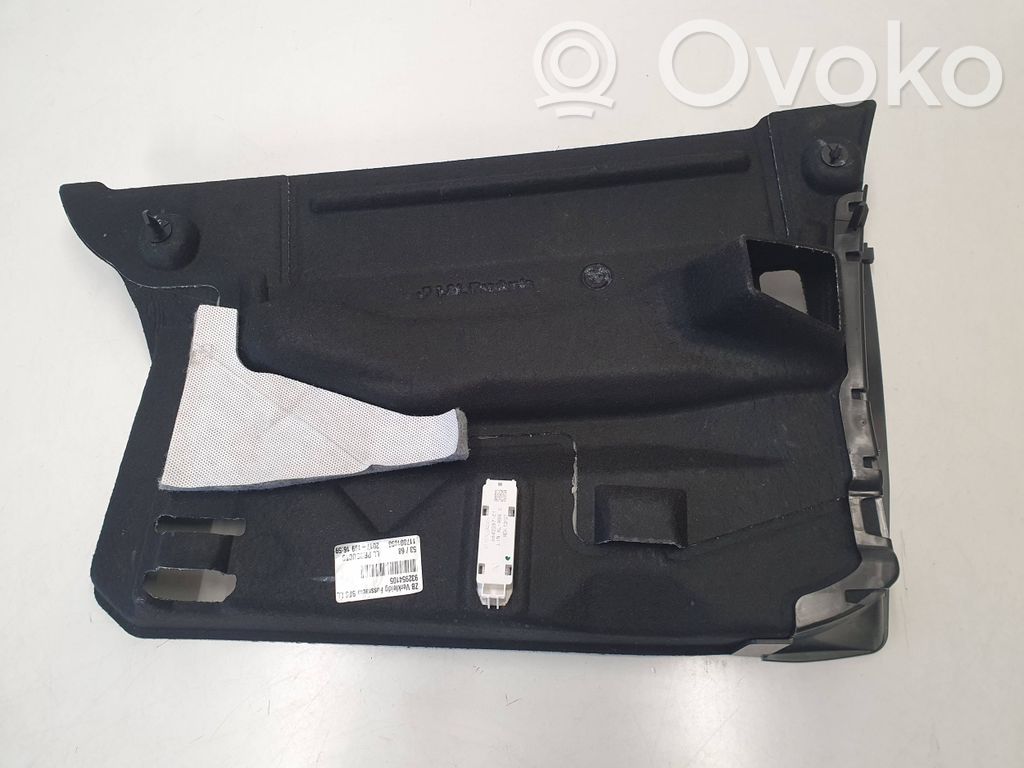 BMW 5 G30 G31 G38 Element deski rozdzielczej / dół 