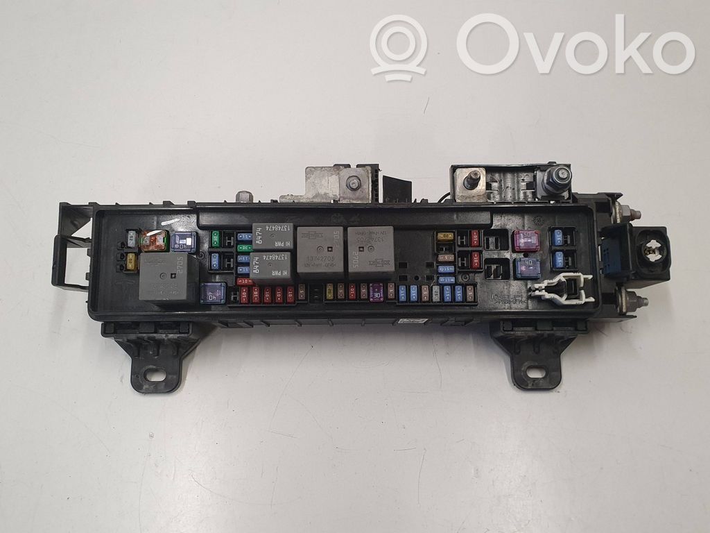 Tesla Model S Módulo de fusible 