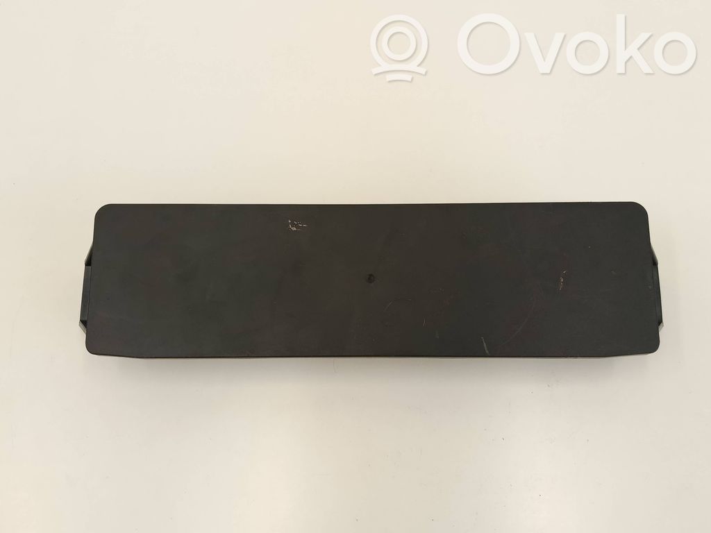 Tesla Model S Otras partes del panel de instrumentos 