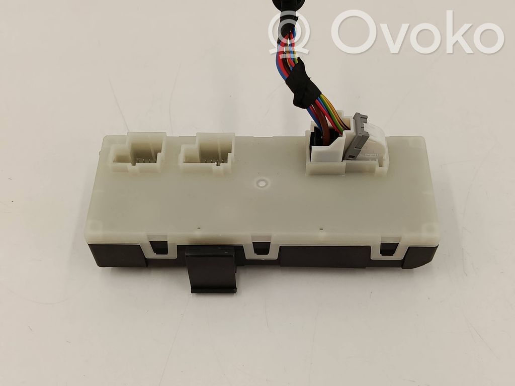 BMW 4 G22 G23 G24 G26 Sterownik / Moduł elektrycznej klapy tylnej / bagażnika 