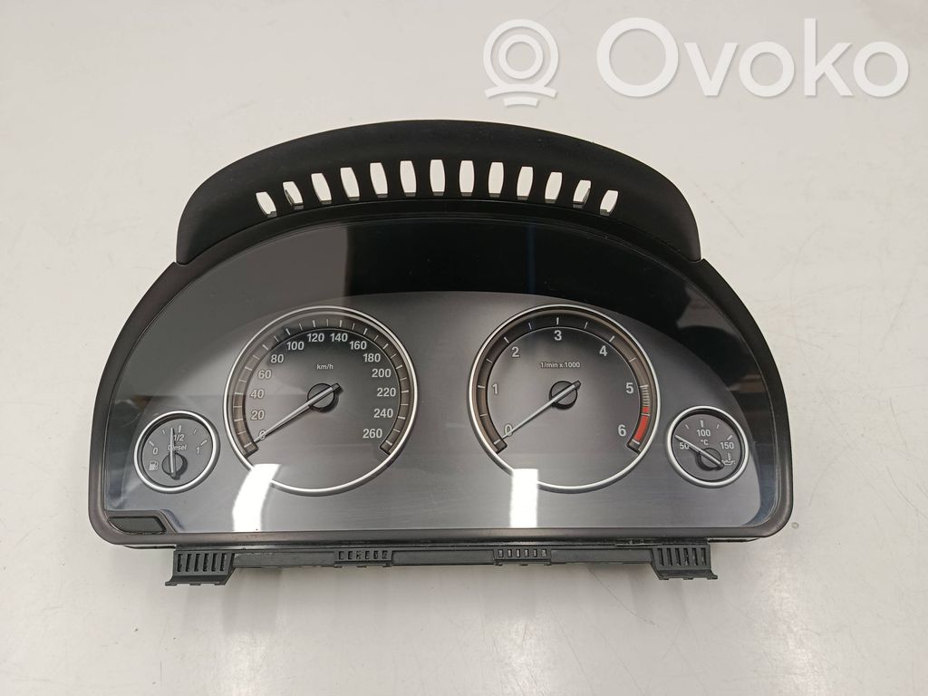 BMW 5 F10 F11 Spidometras (prietaisų skydelis) 