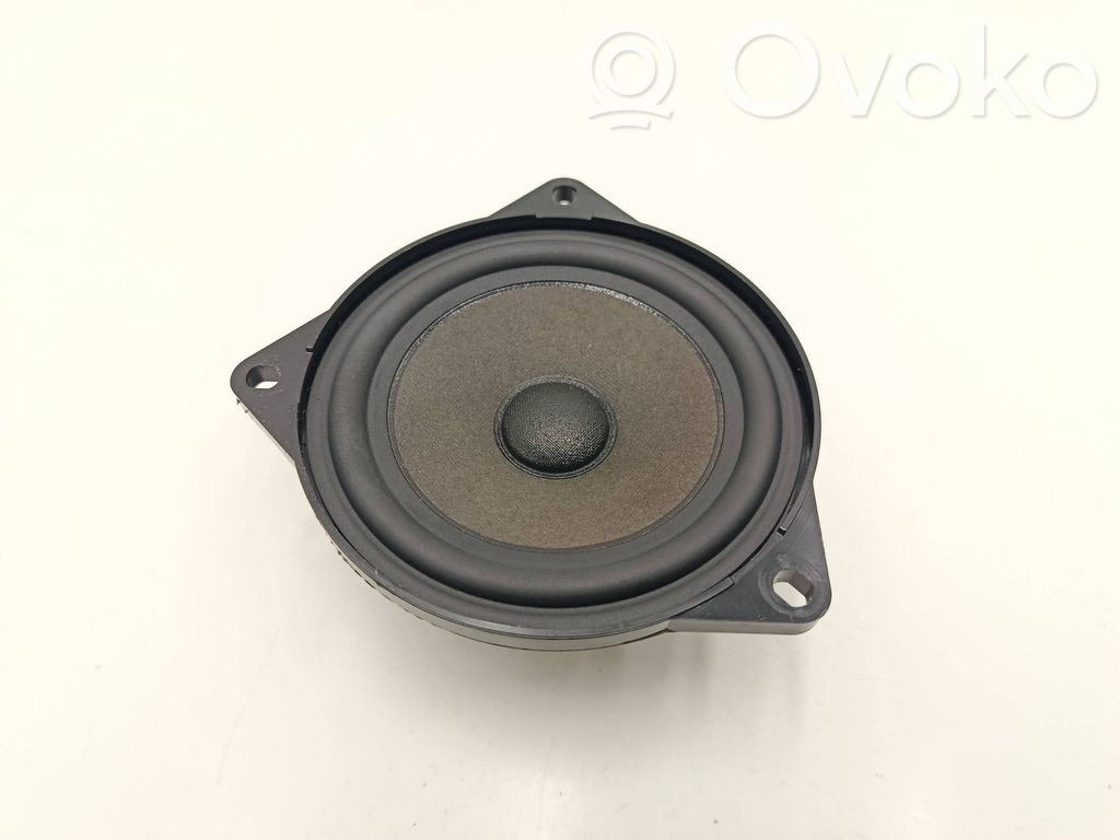 BMW 2 F46 Altavoz del panel 