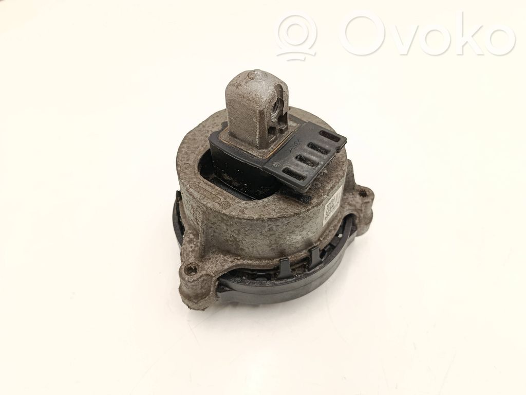 BMW X3 G01 Engine mount bracket 