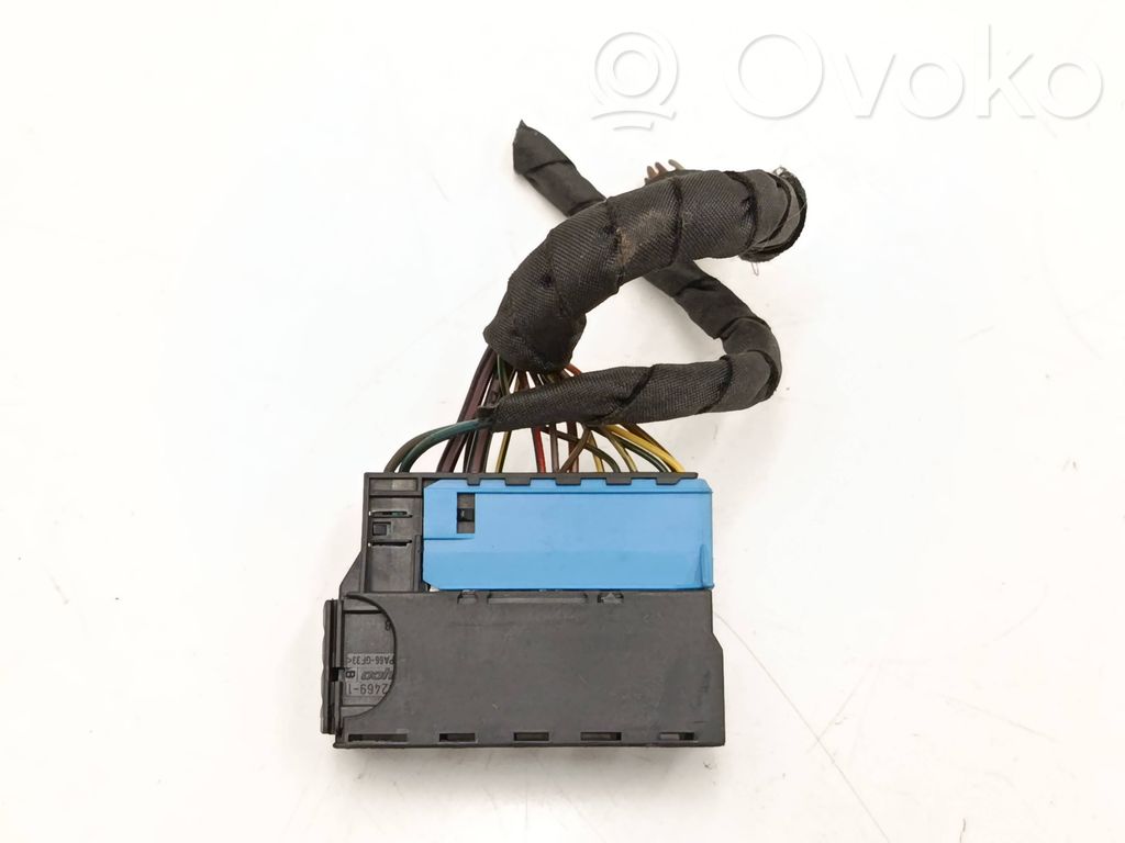 BMW X1 E84 Cableado de puerta delantera 