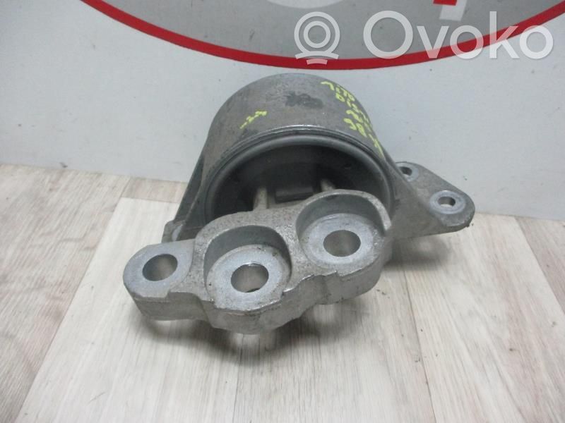 Engine mount bracket   55198565,55198565
