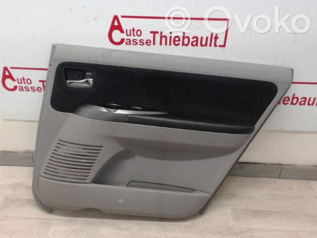 Mitsubishi Grandis Poszycie drzwi tylnych 