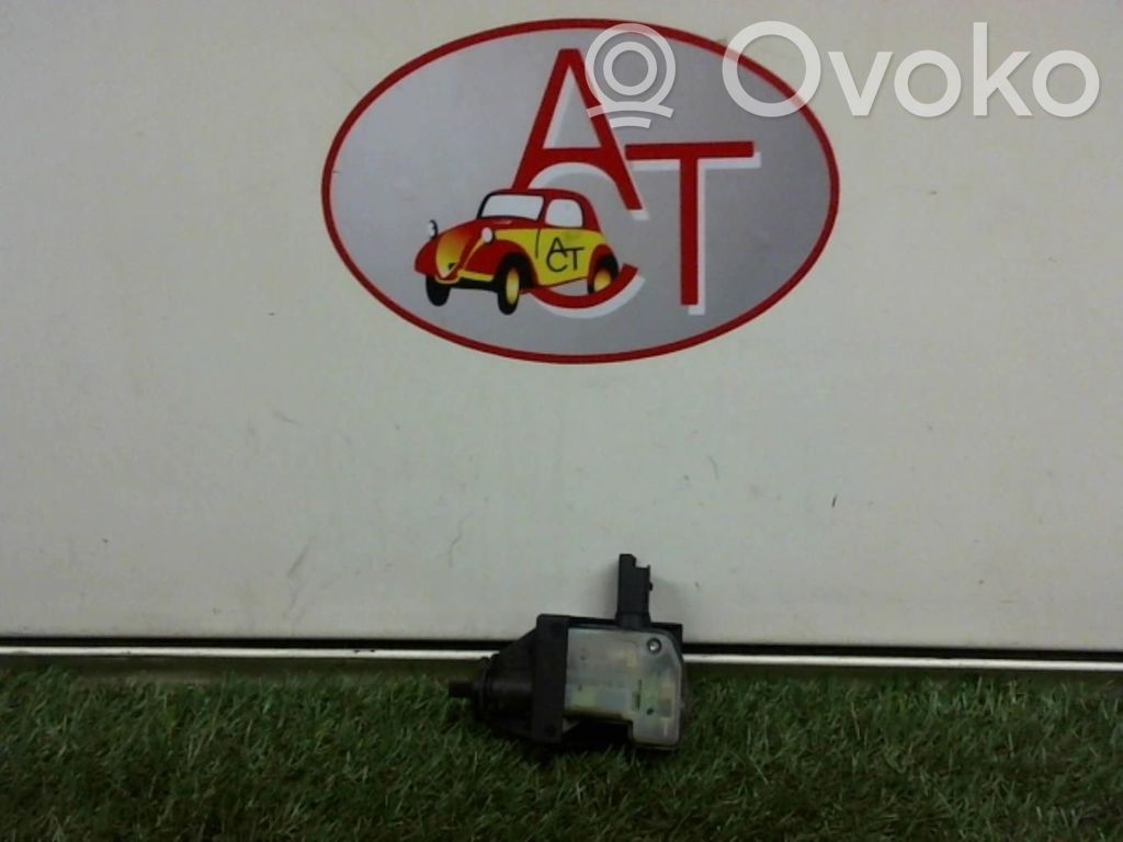 Citroen C4 I Picasso Polttoainesäiliön avauskytkin