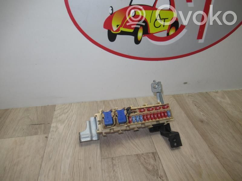 Nissan Micra C+C Fuse box set 
