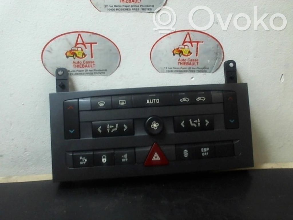 Peugeot 407 Climate control unit 