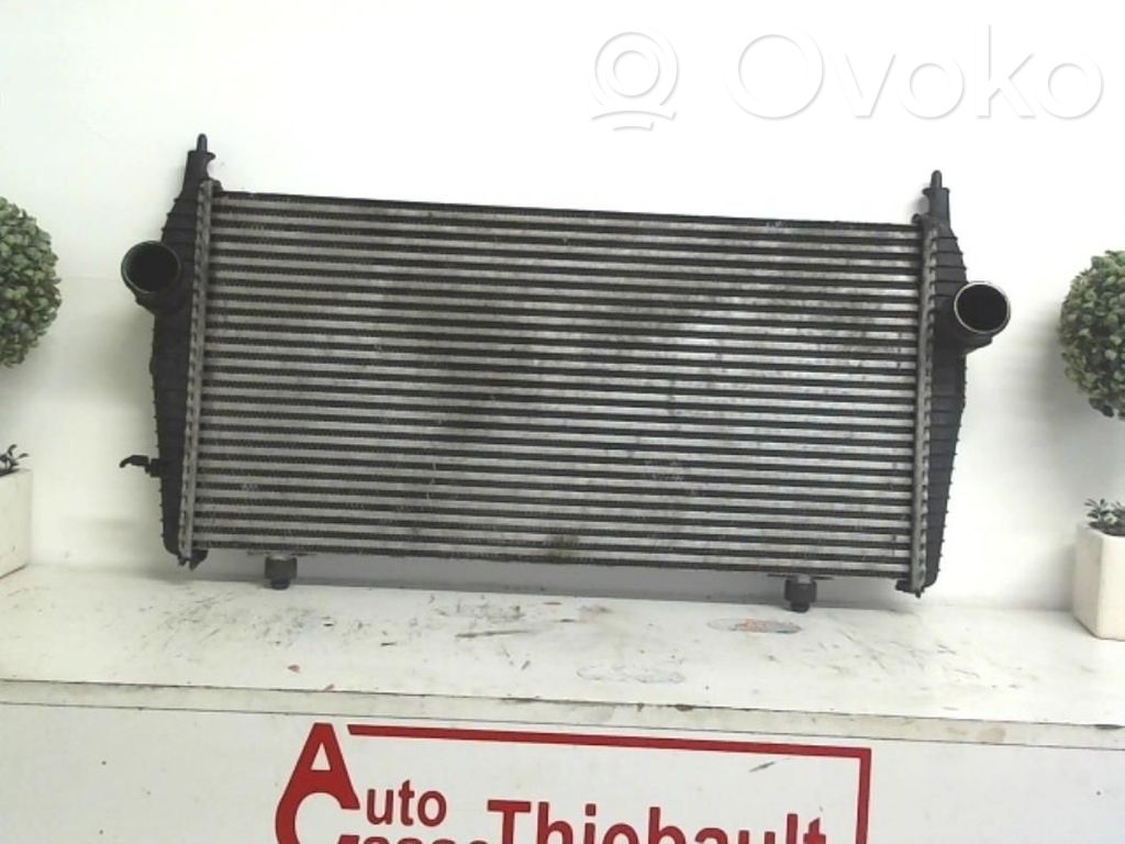 Citroen C5 Interkūlerio radiatorius 