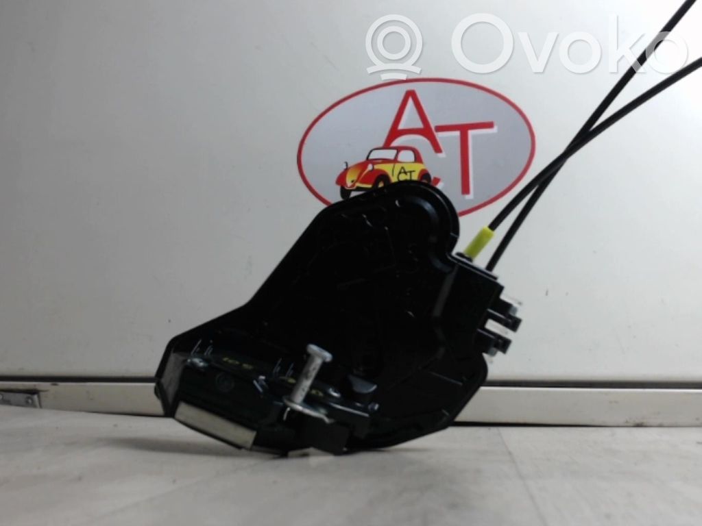 Peugeot 108 Rear door lock 