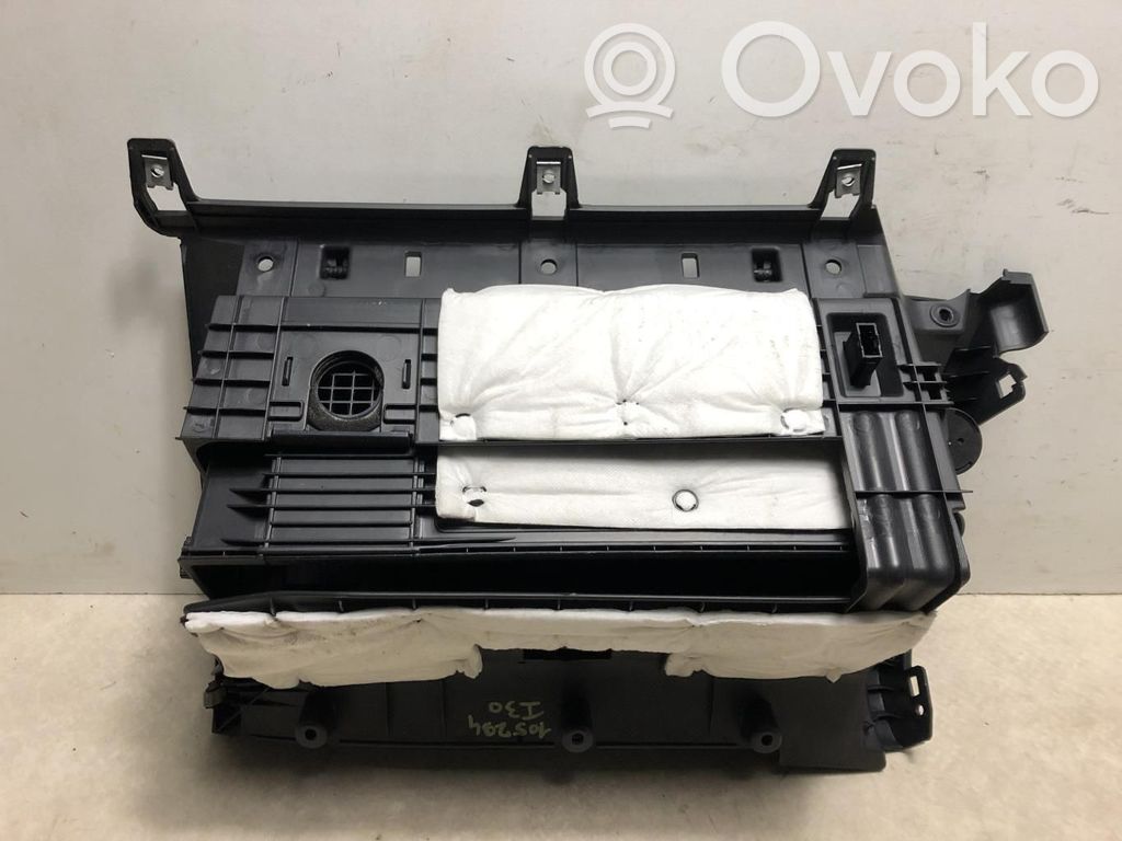 Guantera   845112R000WK,845112R000WK