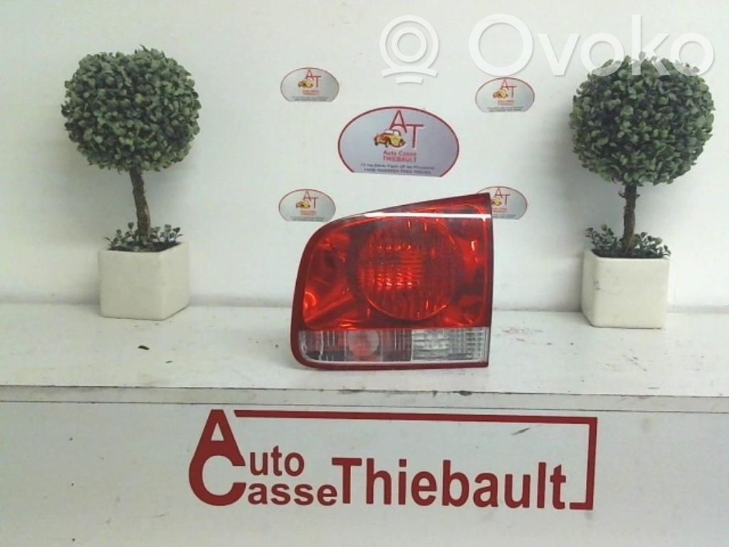 Volkswagen Touareg I Lampă spate în caroserie