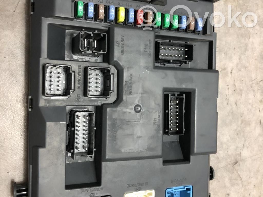 Fuse box set