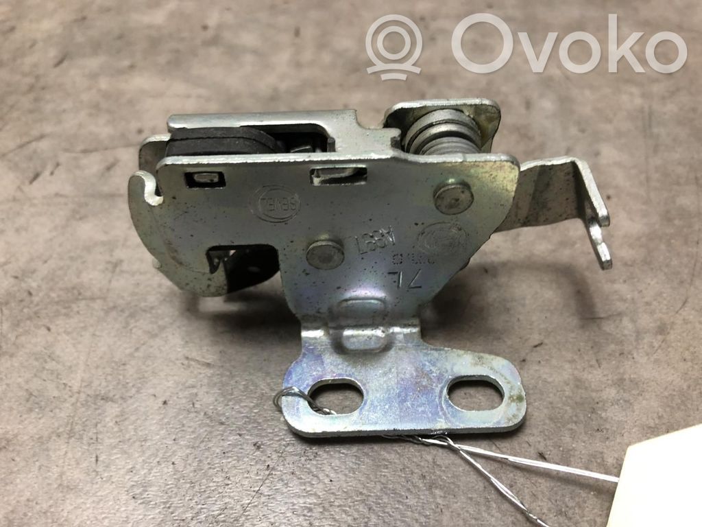 Tailgate/trunk/boot lock/catch/latch