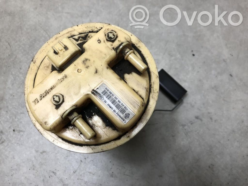 Pompe à carburant   172021275R,172021275R