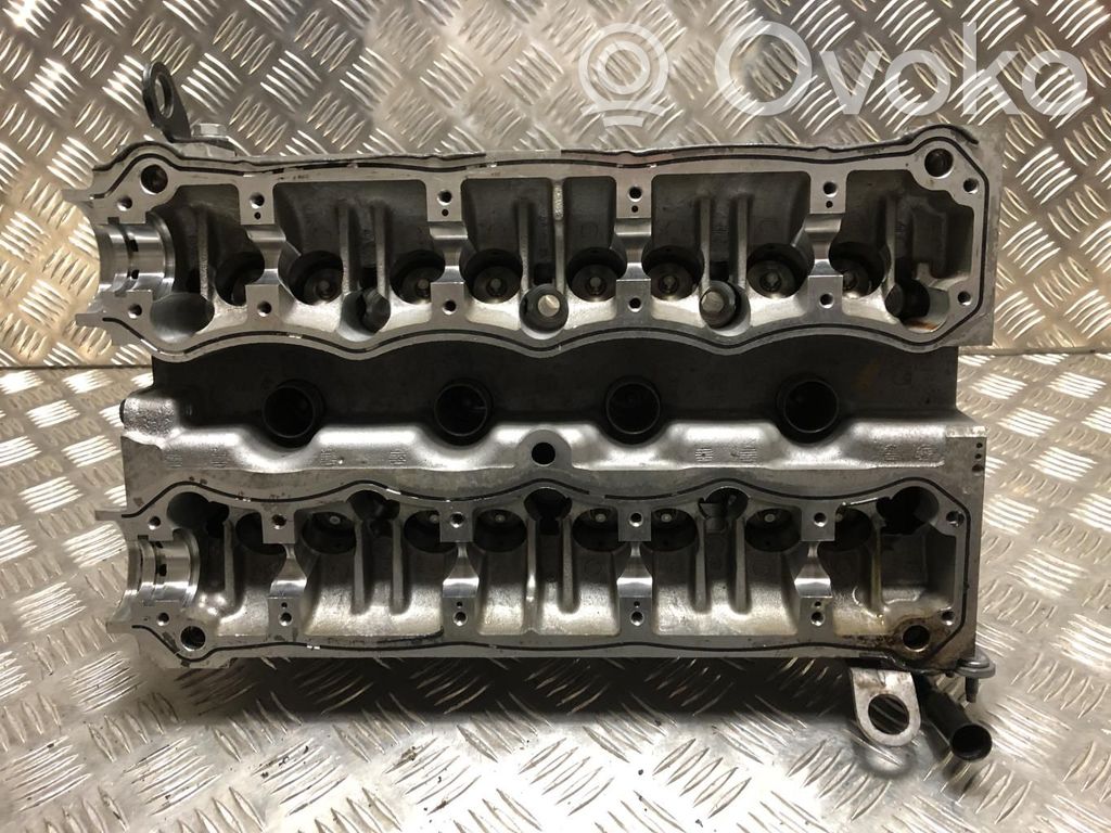Citroen C4 I Engine head 