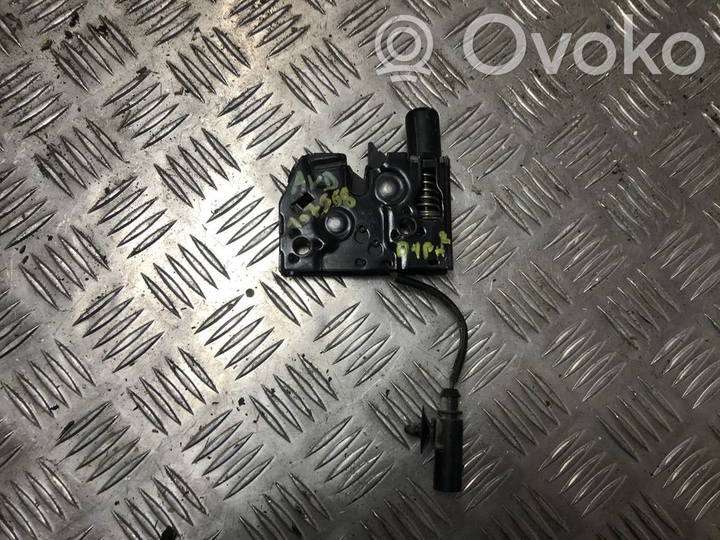 Audi A1 Engine bonnet/hood lock/catch 