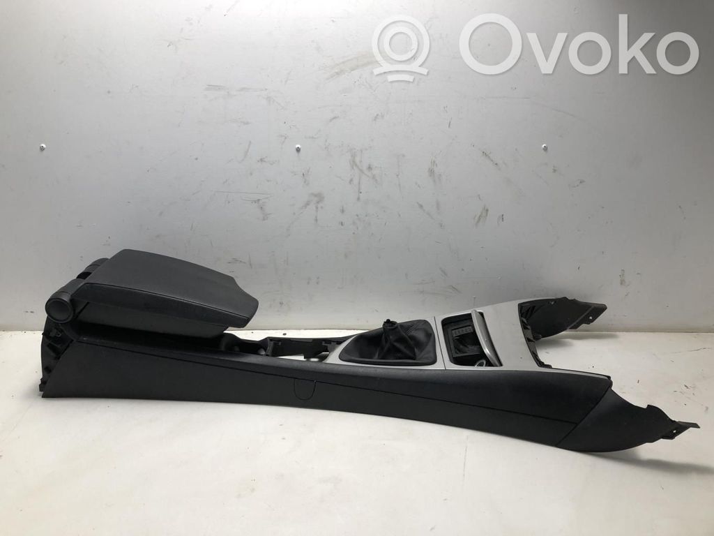 BMW 1 E81 E87 Centrālā konsole 