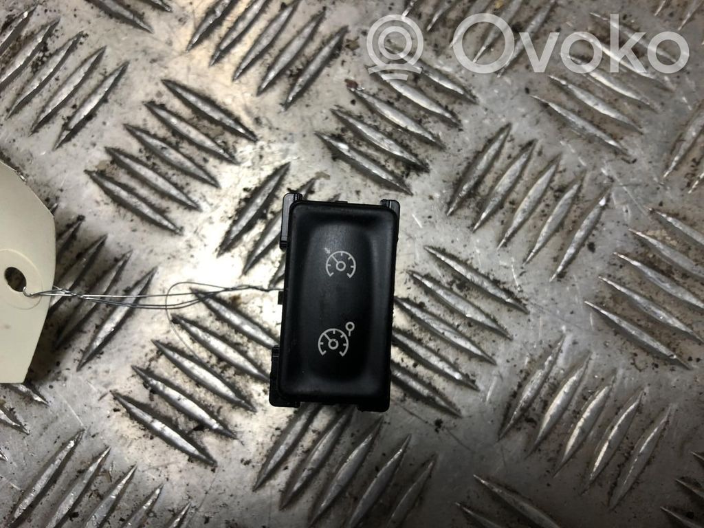 Renault Koleos I Cruise control switch 