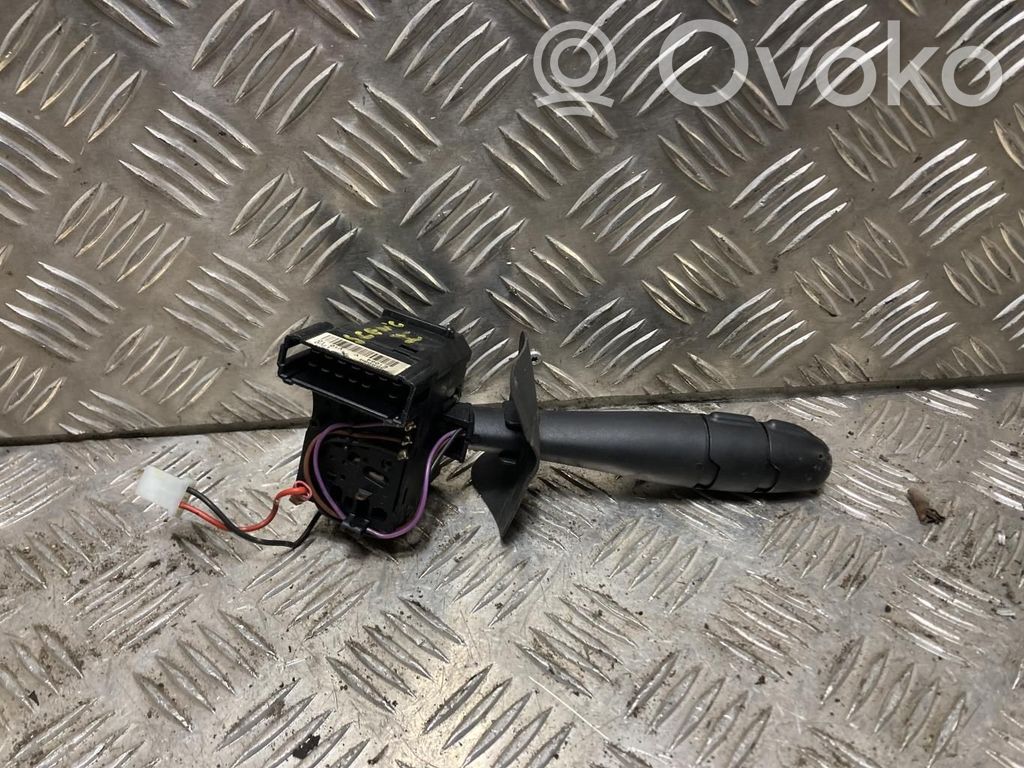 Renault Megane I Boutons / interrupteurs volant 