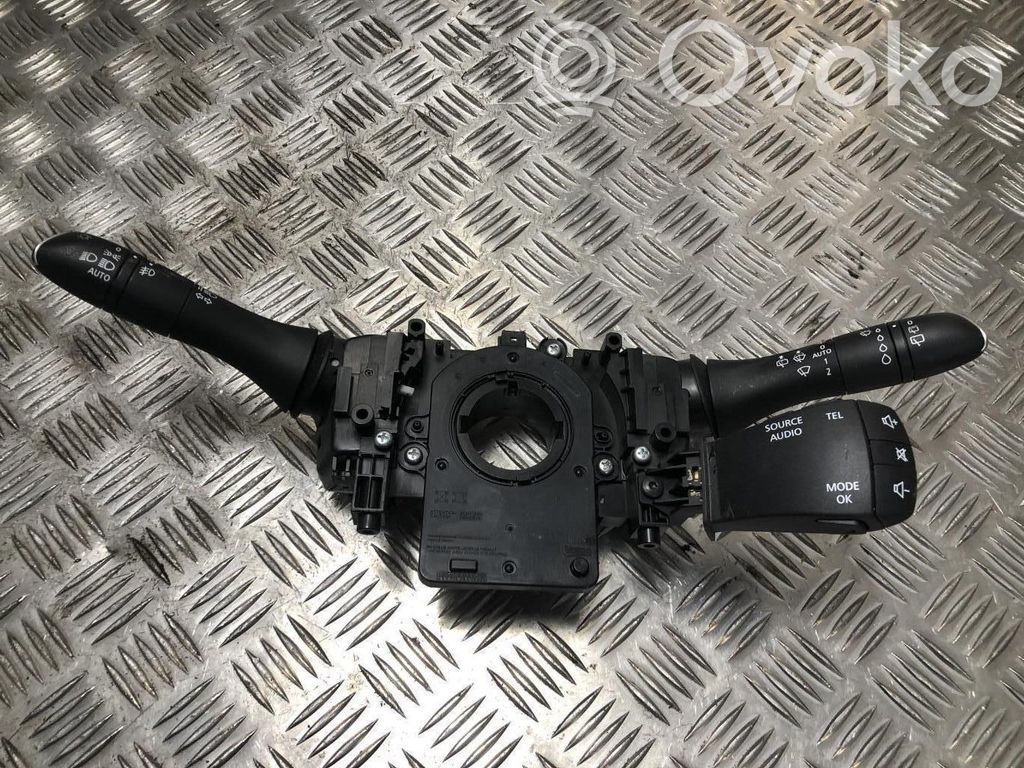 Renault Megane III Pulsanti/interruttori sul volante
