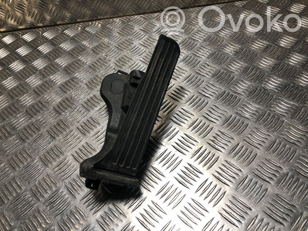 Sensor de posición del pedal del acelerador