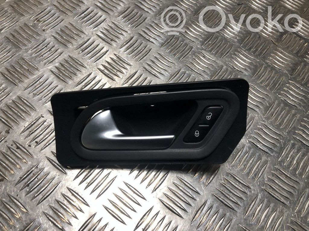 Manecilla interna puerta delantera   1Q1837113EVCZ,1Q1837113EVCZ